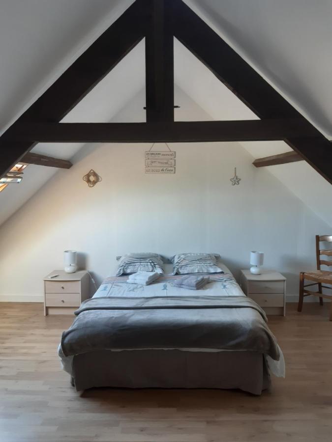 Les Greniers De Blanche Bed and Breakfast Le Vivier-sur-Mer Eksteriør billede